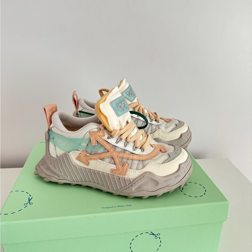 Off white Odsy 1000 size 37